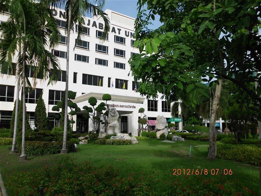 Phranakhon Grand View Hotel Bangkok Kültér fotó
